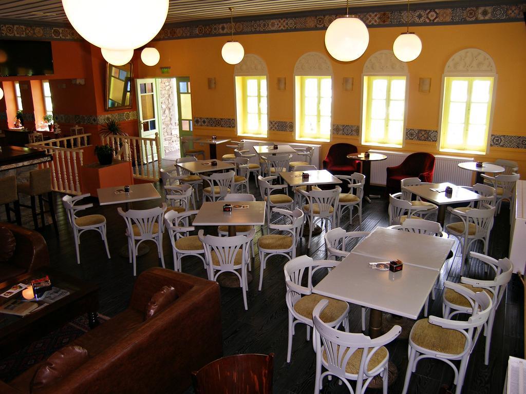 Linouria Hotel Nymfaio Luaran gambar