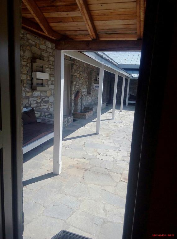 Linouria Hotel Nymfaio Luaran gambar