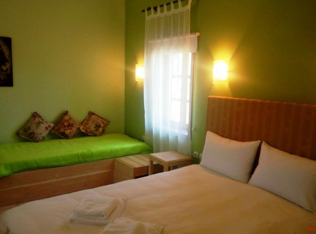 Linouria Hotel Nymfaio Luaran gambar